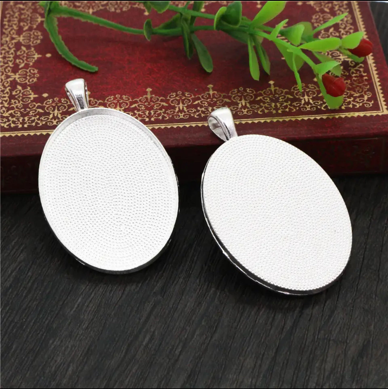 30x40mm Large Oval Blank Cameo Setting Pendant Trays - Perfect Pendants Plus