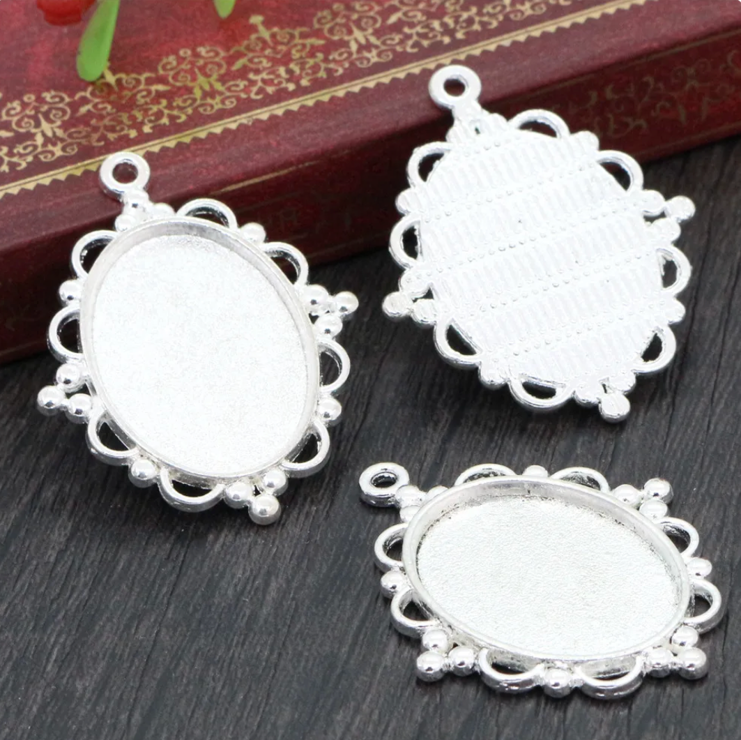 18x25mm Decorative Beaded Lace Edged Pendant - Perfect Pendants Plus