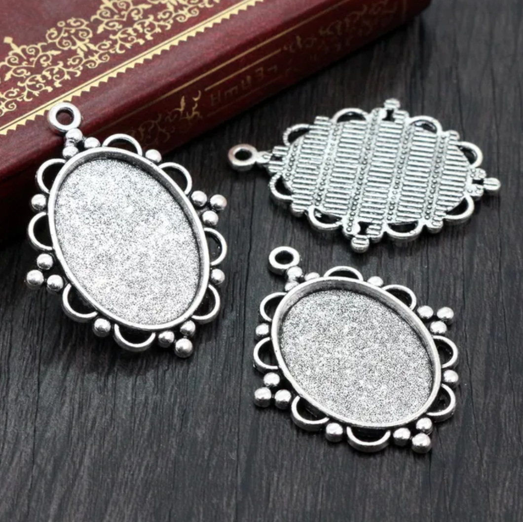 18x25mm Decorative Beaded Lace Edged Pendant - Perfect Pendants Plus