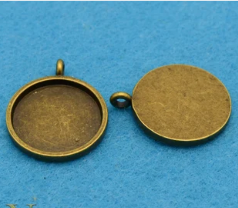 25 - 16mm Round Bezel Pendants (Bail)