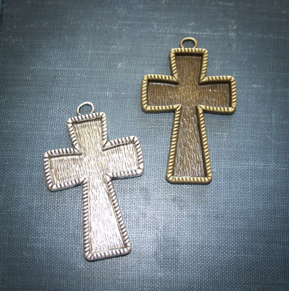 40 crosses Jan - Perfect Pendants Plus