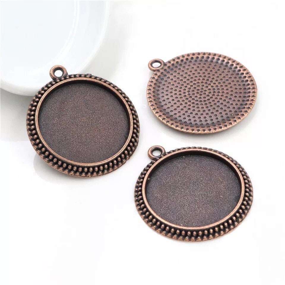 25mm Round Beaded Edge Pendant tray for Wholesale - Perfect Pendants Plus